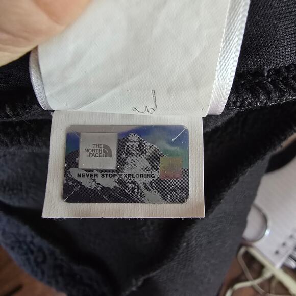 The North Face Furry Fleece Full Zip Jacket - Black - Large - Picture 10 of 12